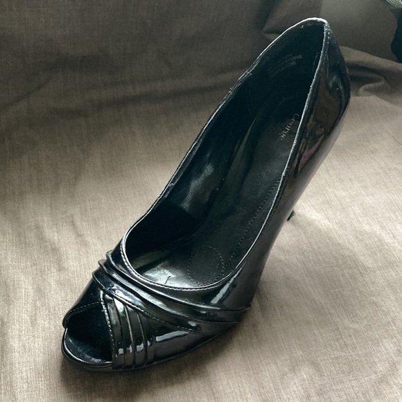 Black Peep Toe Heels - Picture 4 of 7